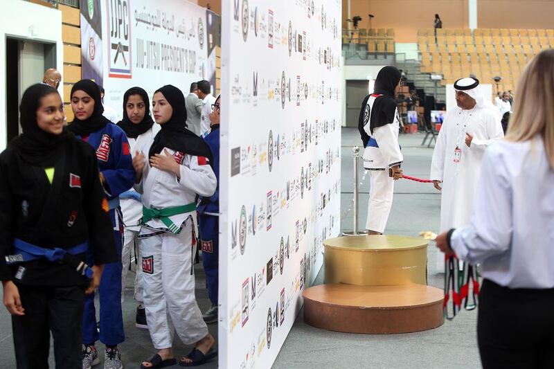 Wadima Alyafei (right) is about to be presented her silver medal while the gold medal winner, Mouza Alshamsi (left) looks on. Delores Johnson / The National