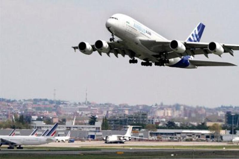 An Airbus A380 takes off from Toulouse-Blagnac airport, south-western France April 19, 2010. Airlines pressed on Monday for governments to reopen European airspace shut down by a volcanic ash cloud and the European Commission said it may approve compensation to cushion losses of $250 million a day. Most of Europe's airspace has been closed since Thursday after a huge ash cloud from an Icelandic volcano spread out, stranding millions of business passengers and holidaymakers and paralysing freight and business worldwide. REUTERS/Jean-Philippe Arles  (FRANCE - Tags: TRANSPORT DISASTER) REUTERS/Jean-Philippe Arles (FRANCE) *** Local Caption ***  ARL09_AIR-EUROPE-FR_0419_11.JPG *** Local Caption ***  ARL09_AIR-EUROPE-FR_0419_11.JPG
