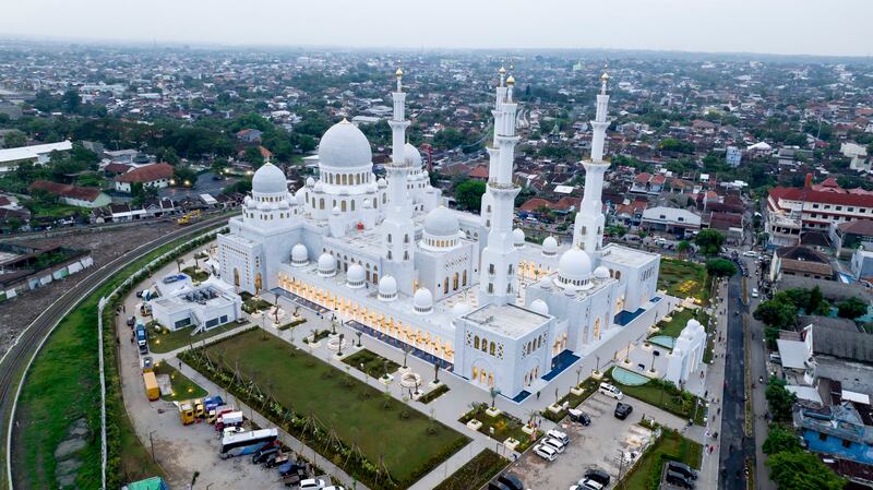 The mosque, which is named after UAE Founding Father, the late Sheikh Zayed bin Sultan Al Nahyan, is a smaller replica of the one in Abu Dhabi.