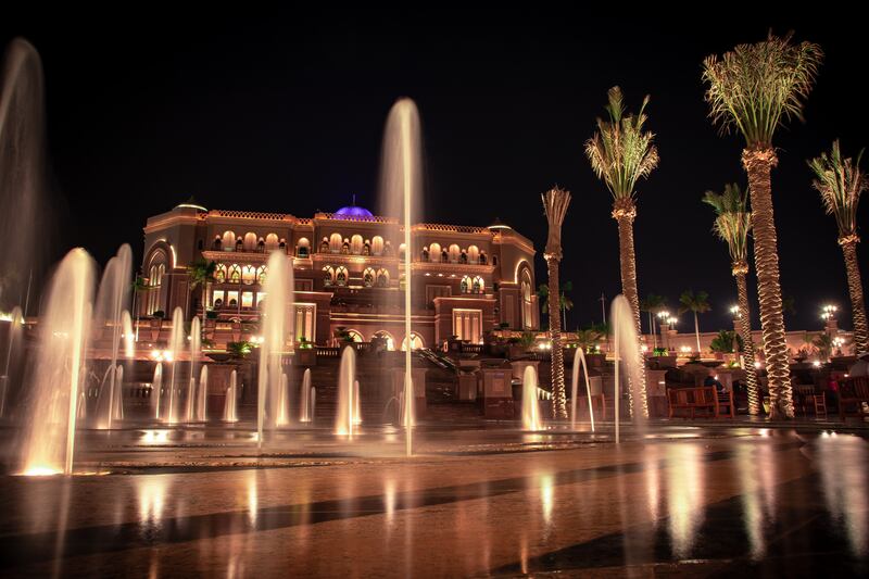 Emirates Palace in Abu Dhabi. Photo: Artur Aldyrkhanov / Unsplash