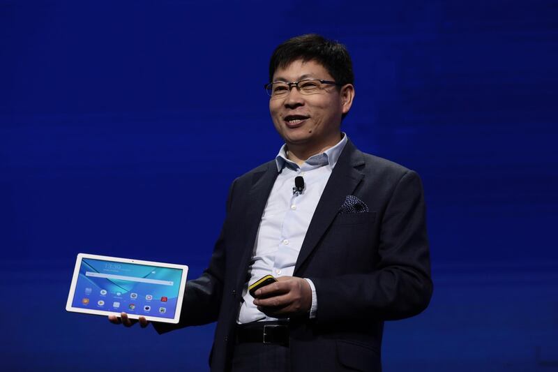 Richard Yu, chief executive officer of Huawei Technologies Co., presents the MediaPad M5 tablet device during the company's launch event ahead of the Mobile World Congress (MWC) in Barcelona, Spain, on Sunday, Feb. 25, 2018. At the wireless industry’s biggest conference, more than 100,000 people are set to see the latest smartphones, artificial intelligence devices and autonomous drones exhibited by roughly 2,300 companies. Photographer: Simon Dawson/Bloomberg