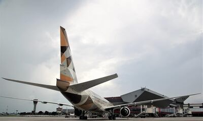 Etihad Airways Boeing 777-300ER at Havana