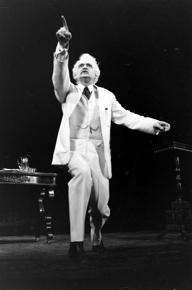 Hal Holbrook performing as Mark Twain, Connecticut, United States, August, 1959 (Photo by Robert W. Kelley/The LIFE Picture Collection via Getty Images)