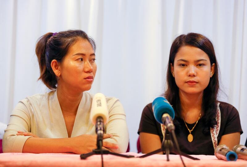 epa06996317 Pan Ei Mon (L) and Chit Su Win (R), wives of jailed Reuters journalists Wa Lone and Kyaw Soe Oo, during a press conference in Yangon, Myanmar, 04 September 2018. A Myanmar court on 03 September 2018, sentenced both Wa Lone, 32, and Kyaw Soe Oo, 28, to seven years in prison after they were found guilty of violating a state secrets act while investigating the killing by security forces of Rohingya villagers.  EPA/LYNN BO BO