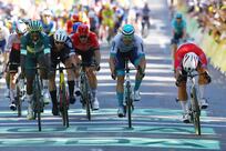 Tour de France: Groenewegen sprints to tight Stage 6 win as Pogacar survives scare