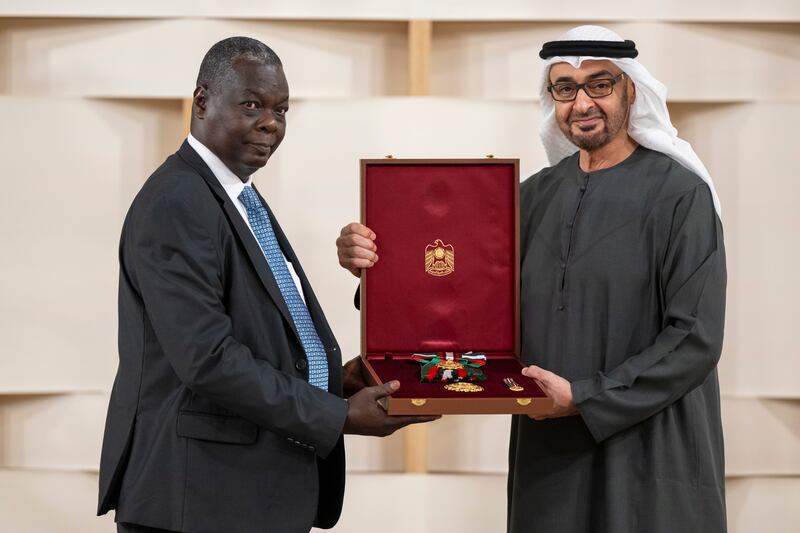Sheikh Mohamed awards the First Class Order of Zayed II medal to Ambassador Pedro Luis Pedroso Cuesta, former chairman of G77 and now Cuba’s Permanent Representative to the UN. Abdulla Al Neyadi / Presidential Court