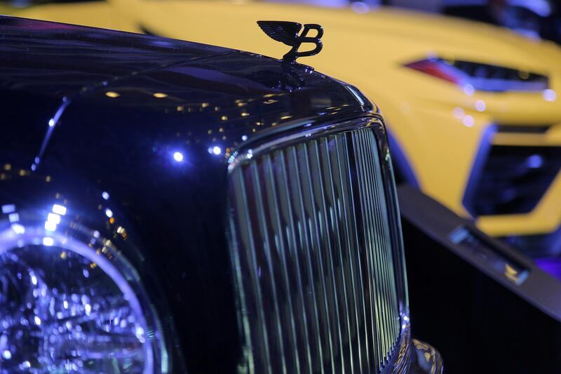 FILE PHOTO: The hood ornament of a Bentley luxury car is seen at the Canadian International AutoShow in Toronto, Ontario, Canada, February 15, 2019. REUTERS/Chris Helgren/File Photo