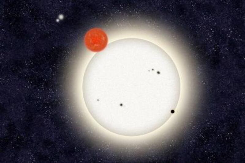 An artist's illustration of PH1, a planet discovered by volunteers from the Planet Hunters citizen science project. PH1, shown in the foreground, is a circumbinary planet and orbits two suns.

Credit:Haven Giguere/Yale