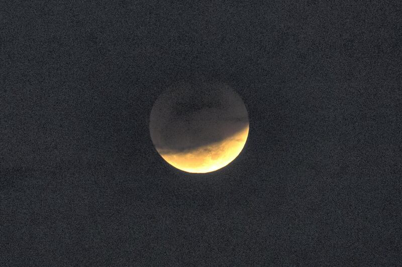 DUBAI, UNITED ARAB EMIRATES - Jan 31, 2018.

Lunar eclipse in Dubai.

(Photo by Reem Mohammed/The National)

Reporter: 