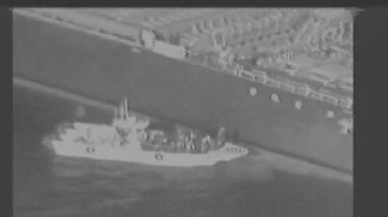 Still image taken from a U.S. military handout video purports to show Iran's Revolutionary Guard (IRGC) removing an unexploded limpet mine from the side of the Kokuka Courageous Tanker, June 13, 2019. Courtesy U.S. Military/Handout via REUTERS ATTENTION EDITORS - THIS IMAGE HAS BEEN SUPPLIED BY A THIRD PARTY.