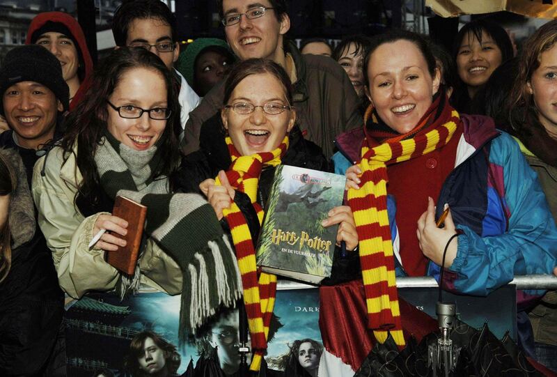 Fans outside the Odeon cinema in London's Leicester Square in anticipation of the arrivals for the world premiere of the new film 'Harry Potter and the Goblet of Fire', Sunday November 6, 2005. See PA story SHOWBIZ Potter. PRESS ASSOCIATION photo. Photo credit should read: Yui Mok/PA Images via Reuters