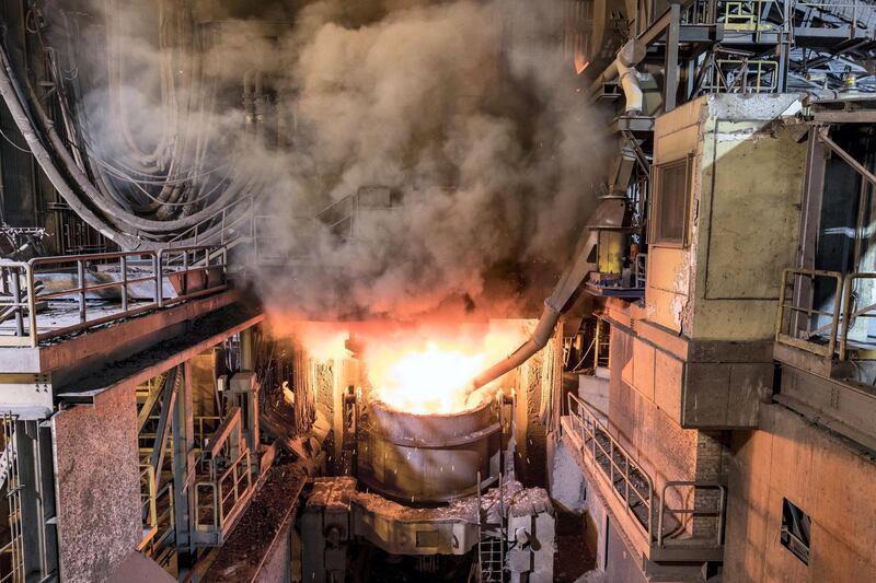 ABU DHABI, UNITED ARAB EMIRATES. 05 MARCH 2018. Site visit / press tour of the Emirates Steel plant in Mussafah. liquid steel being prepared for casting. (Photo: Antonie Robertson/The National) Journalist: Sarmad Khan. Section: Business.