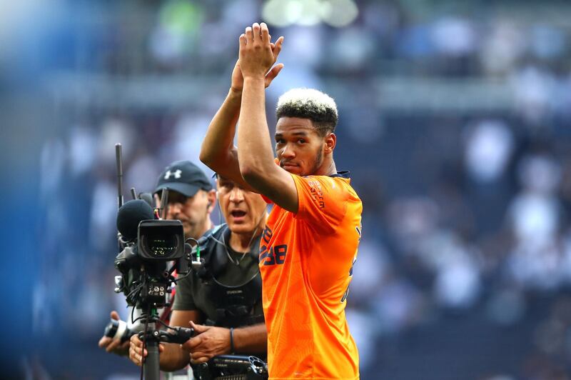 LONDON, ENGLAND - AUGUST 25: Joelinton of Newcastle United applauds fans after his sides victory in the Premier League match between Tottenham Hotspur and Newcastle United at Tottenham Hotspur Stadium on August 25, 2019 in London, United Kingdom. (Photo by Julian Finney/Getty Images)
