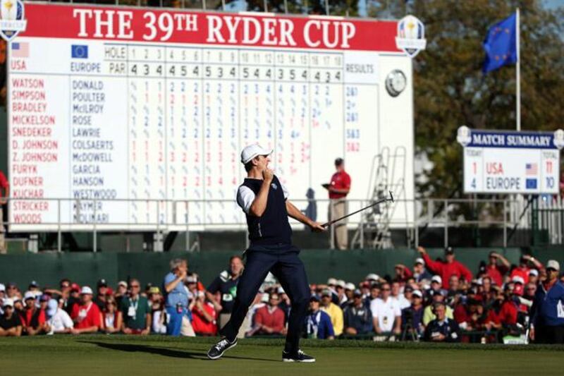 MEDINAH, IL - SEPTEMBER 30: Justin Rose of Europe celebrates a birdie putt on the 18th green to defeat Phil Mickelson 1up during the Singles Matches for The 39th Ryder Cup at Medinah Country Club on September 30, 2012 in Medinah, Illinois.   Ross Kinnaird/Getty Images/AFP== FOR NEWSPAPERS, INTERNET, TELCOS & TELEVISION USE ONLY ==


