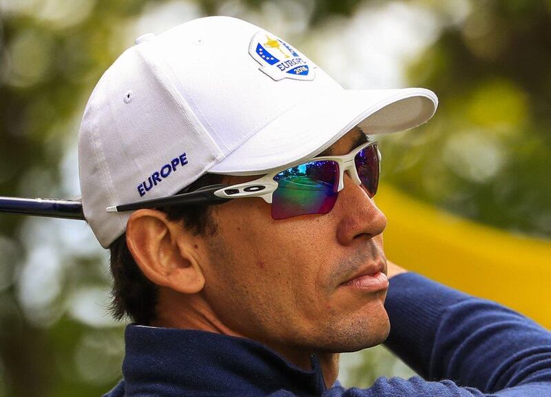 Team Europe’s Rafa Cabrera Bello watches his tee shot on the sixteenth hole during practice for the Ryder Cup 2016 at the Hazeltine National Golf Club in Chaska, Minnesota, USA, on September 27, 2016. Tannen Maury / EPA