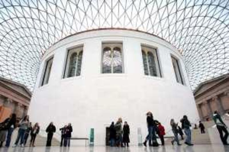 Visitors seen in the atrium at the British Museum in London, Monday, February 6, 2006.  Photographer: Graham Barclay/Bloomberg News 



