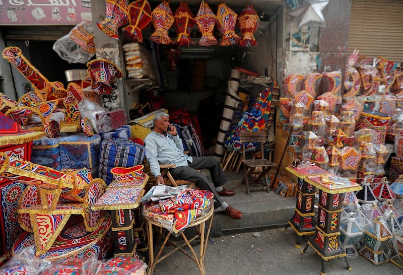 Traditional decorations made of thick fabric called "khayamiya" are displayed for sale at a stall, ahead of the Muslim holy month of Ramadan in Cairo, Egypt May 4, 2019. REUTERS/Amr Abdallah Dalsh