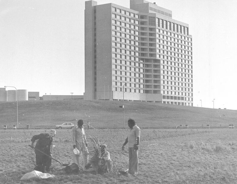 InterContinental hotel in Abu Dhabi 1981.

Courtesy Al Ittihad newspaper *** Local Caption ***  wk20se-intercont-p7.jpg