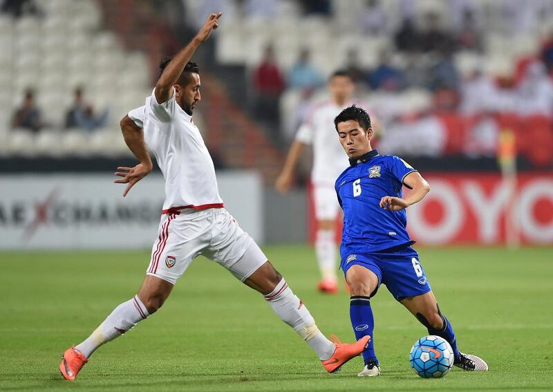 Ali Mabkhout of UAE and Sarach Yooyen of Thailand in action. Tom Dulat / Getty Images