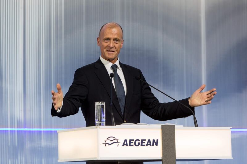 Airbus CEO Tom Enders makes a speech during the official signing of purchase agreement by Greek airline Aegean for an order of up to 42 new generation aircraft of the A320neo family, during a public ceremony at Athens International Airport on June 22, 2018. / AFP / Angelos CHRISTOFILOPOULOS
