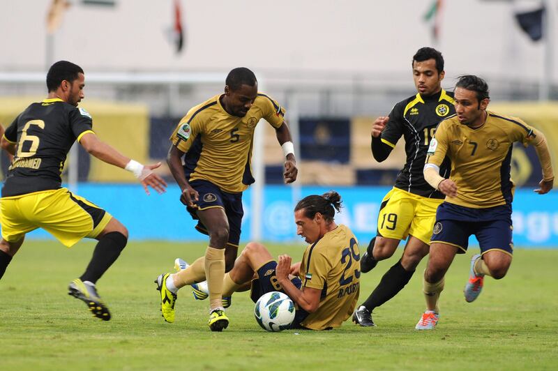 Dubai, United Arab Emirates-December 16, 2012; Etisalat Pro League - Dubai Football Club  vs  Ittihad Kalba Football Club at Dubai Club Al Awir  Dubai . (Afsal Sham/Al Ittihad)