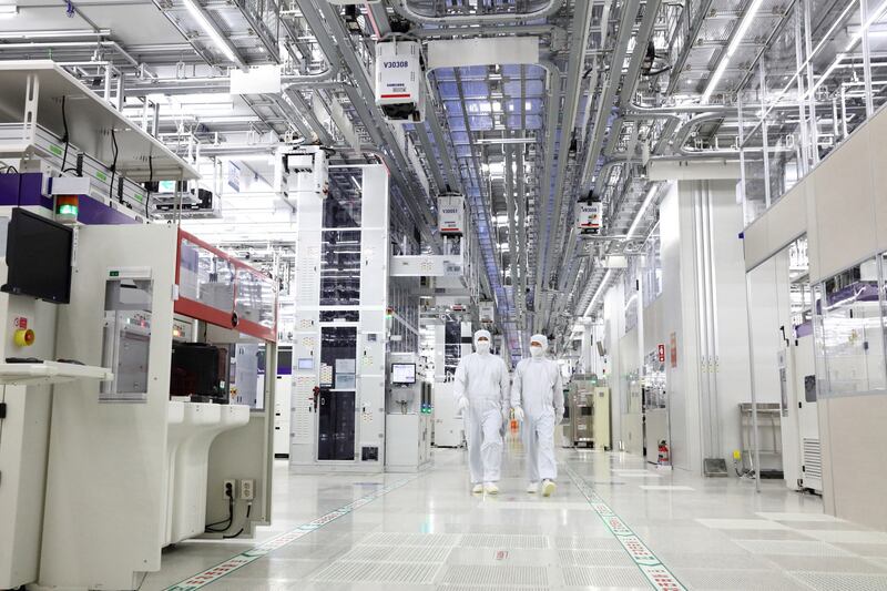 A view shows Samsung Electronics' chip production plant at Pyeongtaek, South Korea, in this handout picture obtained by Reuters on September 7, 2022.  Samsung Electronics/Handout via REUTERS    THIS IMAGE HAS BEEN SUPPLIED BY A THIRD PARTY
