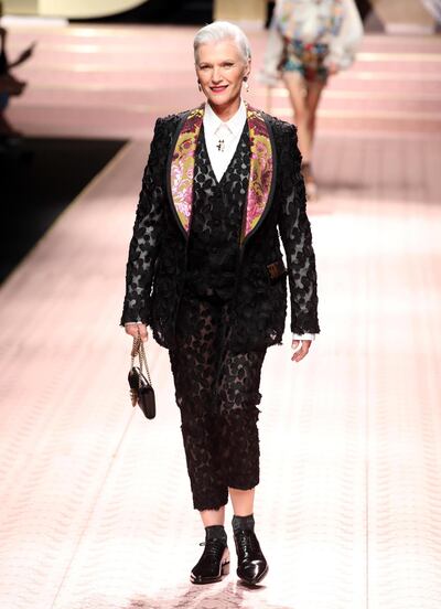 epa07041338 A model presents a creation by Dolce&Gabbana during the Milan Fashion Week, in Milan, Italy, 23 September  2018. The Spring Summer 2019 Women's collections are presented at the Milano Moda Donna from 19  to 24 September.  EPA/MATTEO BAZZI