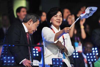 LONDON, ENGLAND - JULY 27:  Chairman of Samsung Electronics Lee Kun Hee with his wife Ra-Hee Hong during the Opening Ceremony of the London 2012 Olympic Games at the Olympic Stadium on July 27, 2012 in London, England.  (Photo by Pascal Le Segretain/Getty Images)