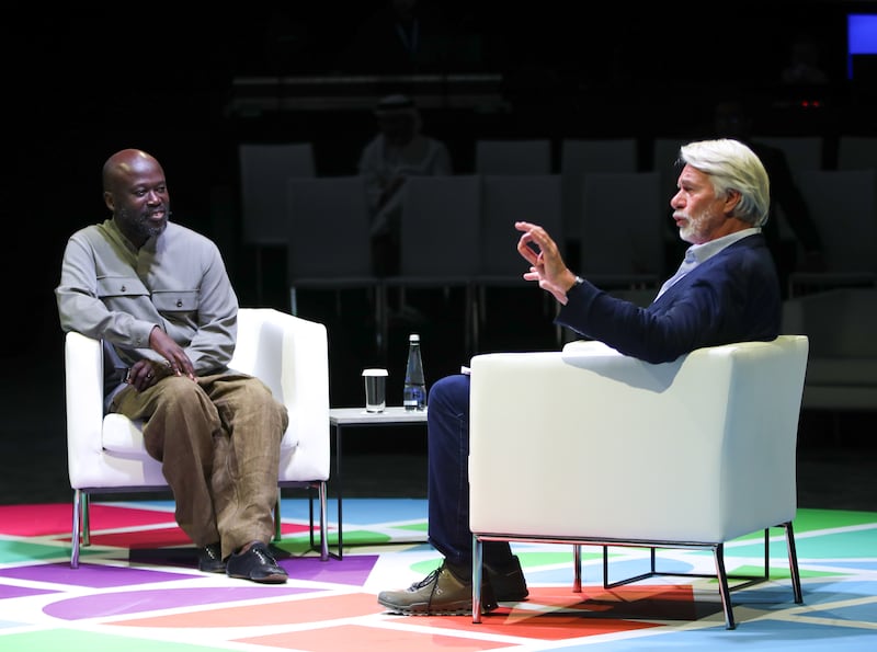 Chris Dercon in conversation with architect Sir David Adjaye. 