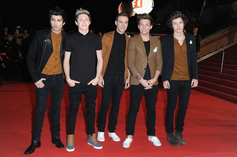 CANNES, FRANCE - JANUARY 26: (L-R) Menbers of band "One Direction" Zayn Malik, Niall Horan, Liam Payne, Louis Tomlinson and Harry Styles attend the NRJ Music Awards 2013 at Palais des Festivals on January 26, 2013 in Cannes, France.  (Photo by Pascal Le Segretain/Getty Images)