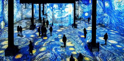 Digital art gallery Infinity des Lumieres allows visitors to step into works of art.