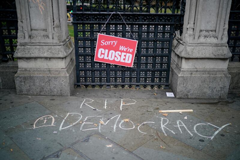 ***BESTPIX*** LONDON, ENGLAND - AUGUST 31: An anti-Brexit sign is displayed on a gate after a protest in Westminster on August 31, 2019 in London, England. Left-wing group Momentum and the People's Assembly are coordinating a series of "Stop The Coup" protests across the UK aimed at Boris Johnson and the UK government proroguing Parliament. (Photo by Chris Furlong/Getty Images)