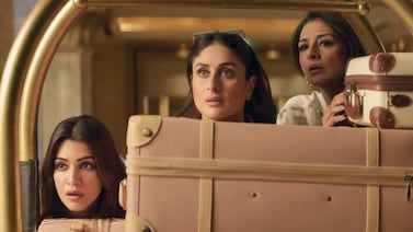 Kareena Kapoor, Tabu, and Kriti Sanon turn an otherwise average heist movie into a joyful experience. Photo: Communication network production