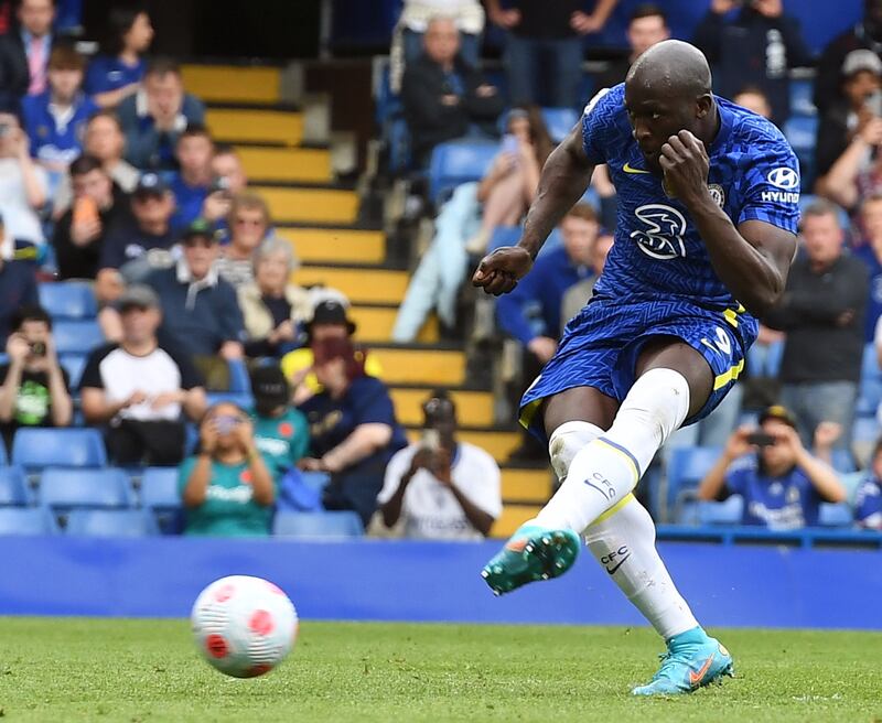Romelu Lukaku scores from the penalty spot for Chelsea against Wolves in the Premier League, in May 2022. EPA