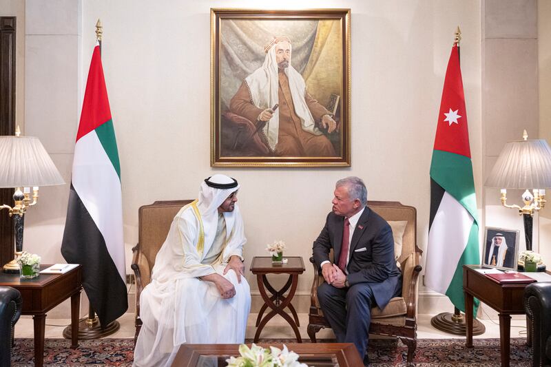 President Sheikh Mohamed sits down for talks with King Abdullah
