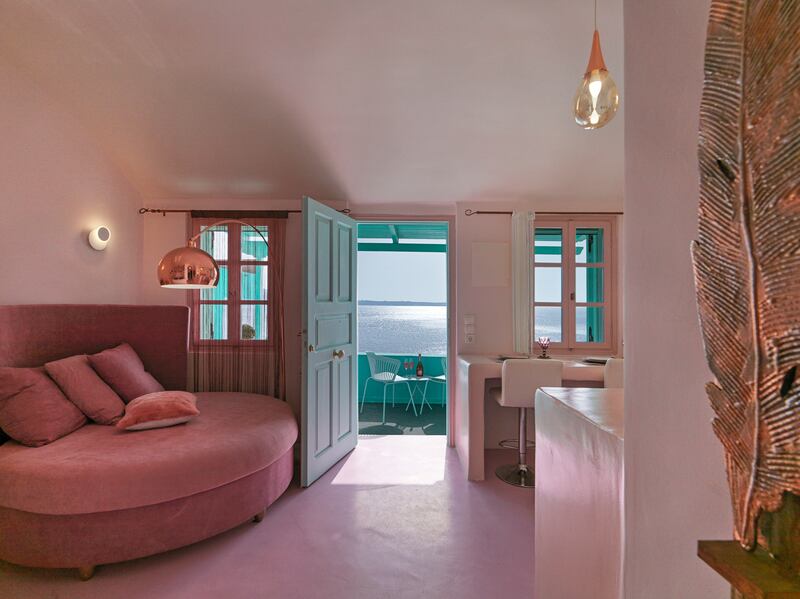 Secret suite in Santorini, Greece