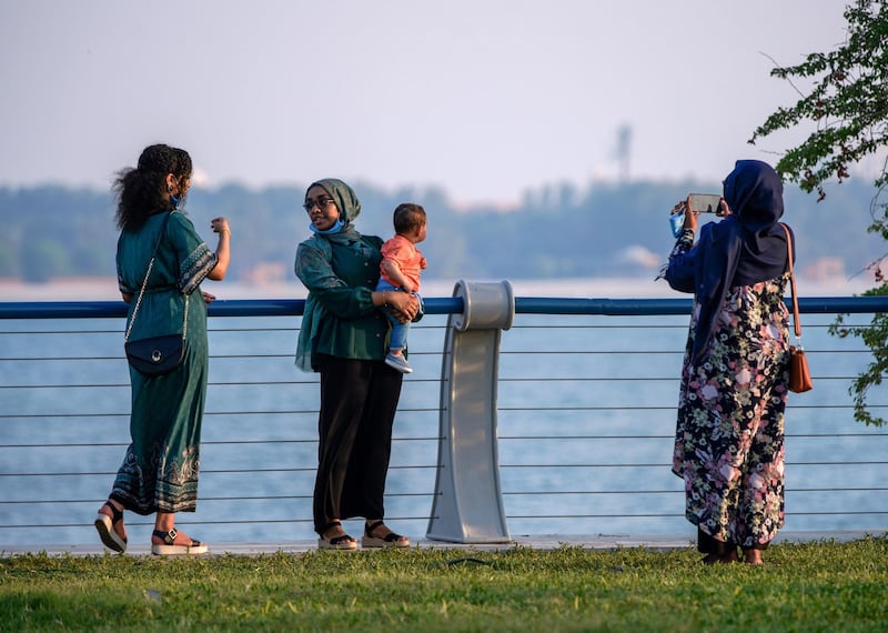 Abu Dhabi, United Arab Emirates, May 28, 2020.  The sun sets at the Corniche-Marina Mall area, Abu Dhabi.
Victor Besa  / The National
Section:  Standalone / Stock