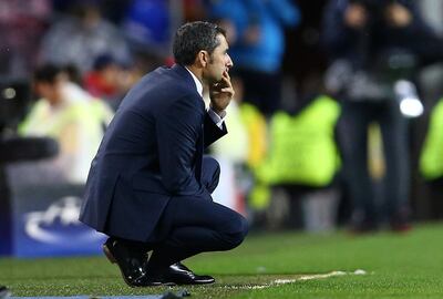 Soccer Football - Champions League - FC Barcelona vs Olympiacos - Camp Nou, Barcelona, Spain - October 18, 2017   Barcelona coach Ernesto Valverde    REUTERS/Ivan Alvarado