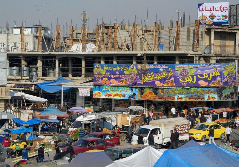 A general view taken on November 25, 2019 shows Mosul's Prophet Yunus (Jonas) market in the northern Iraqi city, the capital of the Nineveh province which was devastated by three years of IS occupation and the months-long fight to oust the jihadists.
 Two men who are fervently claiming to lead Iraq’s northern Nineveh province, whose regional council was officially dissolved in the wake of anti-government protests. Sunni-majority Mosul has been insulated from the unrest swallowing up Iraq’s capital and Shiite-majority south since October 1, but its own head-spinning political drama played out this week.  / AFP / Zaid AL-OBEIDI
