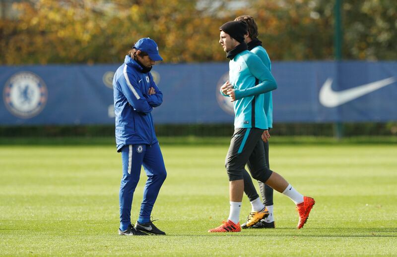 Chelsea manager Antonio Conte, left, Alvaro Morata and Marocs Alonso during training. John Sibley / Reuters