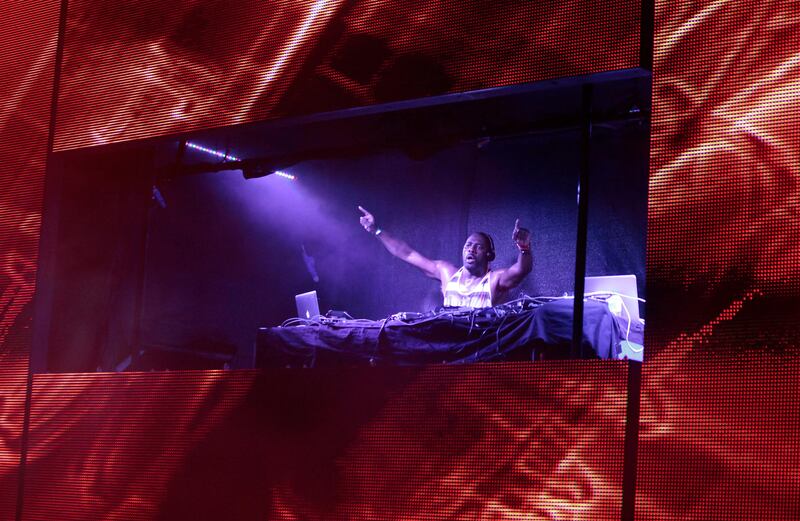 Dubai, United Arab Emirates - May 10, 2013.  DJ Idris Elba performs at the Sandance musical event.  ( Jeffrey E Biteng / The National )