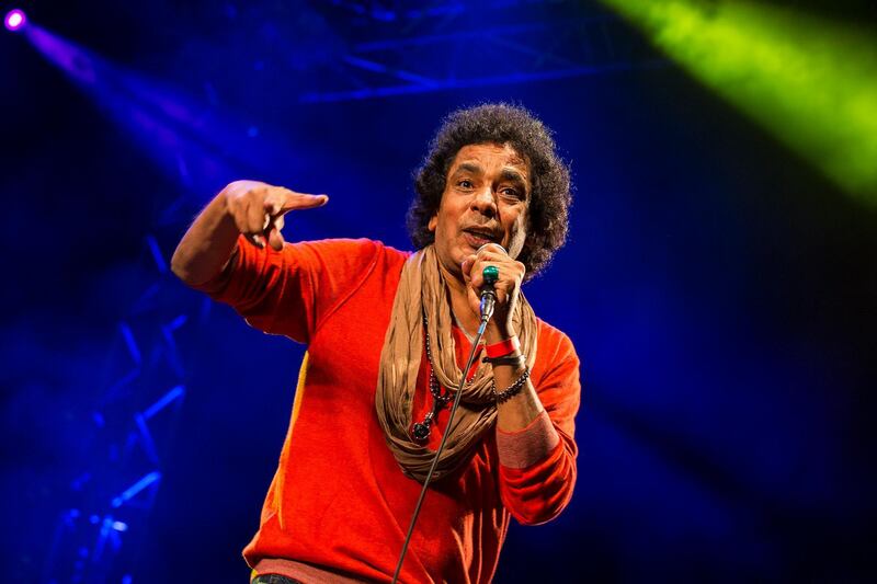 (GERMANY OUT)   DISSIDENTEN feat. Mohamed MOUNIR, Worldmusic, Crossover, GER, performing on August 01, 2015, at Donauinsel, Vienna, Austria, Mohamed MOUNIR, singer, Egypt   (Photo by Engelke\ullstein bild via Getty Images)