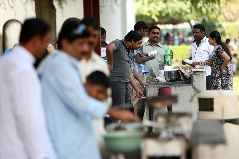 DUBAI , UNITED ARAB EMIRATES  Ð  Nov 6 : People cooking in the barbecue area on the first day of Eid holiday at Safa Park in Dubai. ( Pawan Singh / The National ) For News.