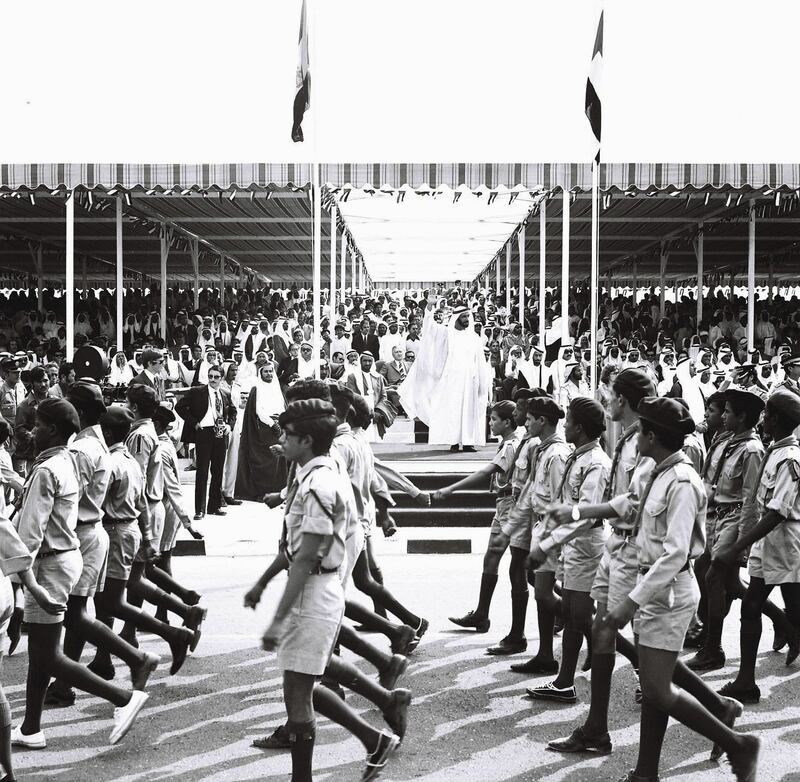 Sheikh Zayed watches the National Day parade of the first batch of graduates from the Al Ain Zayed II Military College.

Al Ittihad *** Local Caption ***  000061.JPG