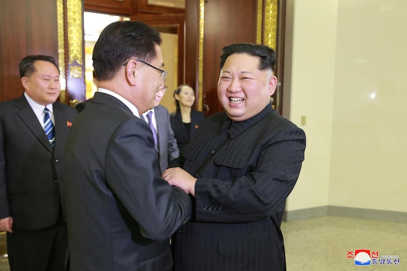 epa06583754 A photo released by the North Korean Central News Agency (KCNA), the state news agency of North Korea, shows North Korean leader Kim Jong-un (R) welcoming members of the South Korean delegation during their meeting in Pyongyang, North Korea, 05 March 2018 (issued 06 March 2018). The ten-member South Korean delegation, led by Chung Eui-yong, the head of the South Korean presidential National Security Office, met North Korean leader Kim Jong-un on the same day after arriving in the North Korean capital on a mission to broker denuclearization talks between the North and the United States.  EPA/KCNA   EDITORIAL USE ONLY