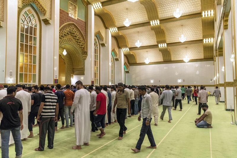 DUBAI, UNITED ARAB EMIRATES. 17 MAY 2018. The first morning prayer of Ramadan for 2018 at the Al Salam Mosque in Al Barsha 2. (Photo: Antonie Robertson/The National) Journalist: None. Section: National.