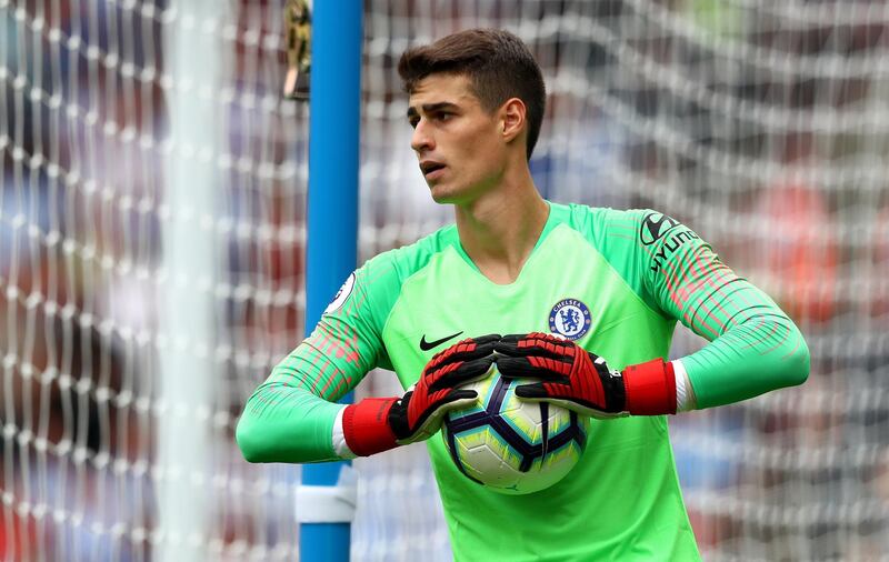 HUDDERSFIELD, ENGLAND - AUGUST 11:  Kepa Arrizabalaga of Chelsea gathers the ball during the Premier League match between Huddersfield Town and Chelsea FC at John Smith's Stadium on August 11, 2018 in Huddersfield, United Kingdom.  (Photo by Matthew Lewis/Getty Images)