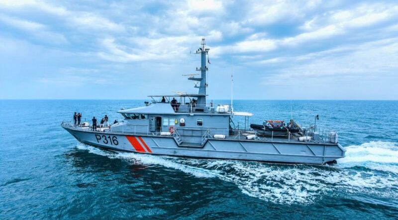 Kuwait’s coast guard received a report that fishing vessels had been robbed inside Kuwaiti waters. Kuwait Interior Ministry