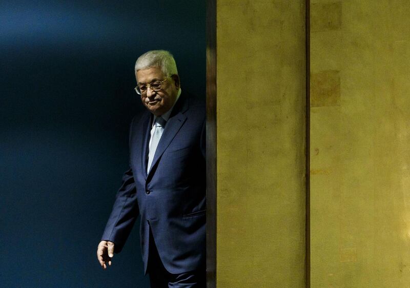 epaselect epa07051545 Palestine's President Mahmoud Abbas arrives to address the General Debate  of the 73rd session of the General Assembly of the United Nations at United Nations Headquarters in New York, New York, USA, 27 September 2018. The General Debate of the 73rd session began on 25 September 2018 and runs until 01 October 2018.  EPA/JUSTIN LANE