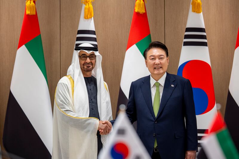 Sheikh Mohamed with Mr Yoon during a state reception at Yongsan Presidential Office in Seoul. Abdulla Al Neyadi / UAE Presidential Court